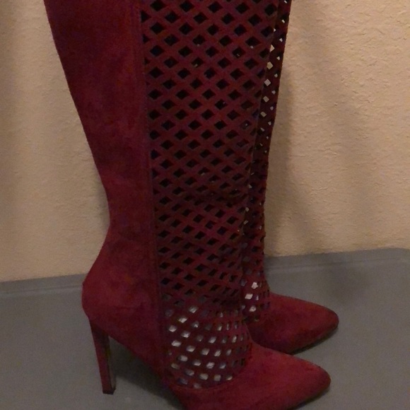 Burgundy peekaboo boots - Picture 4 of 6